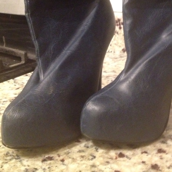 Turquoise heels boots 6.5 (never worn outside !!) - Picture 4 of 4