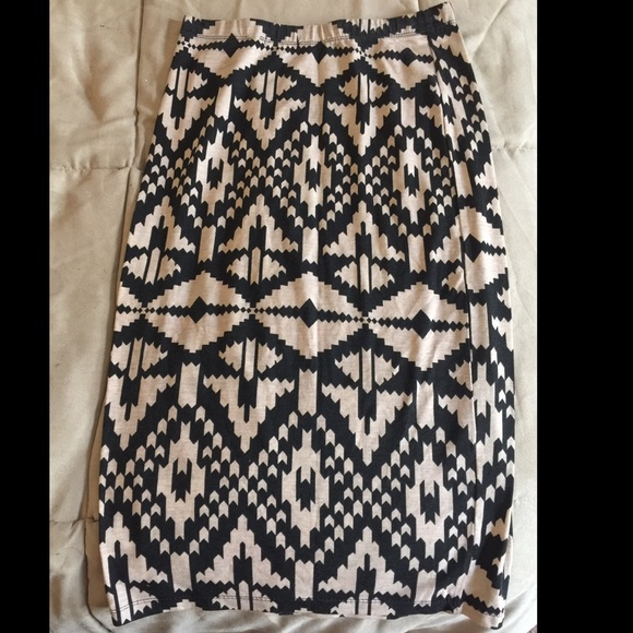 Brand New Abstract print Pencil Skirt!