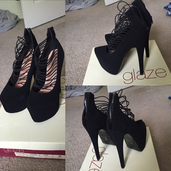 Black High Heels - Picture 1 of 1