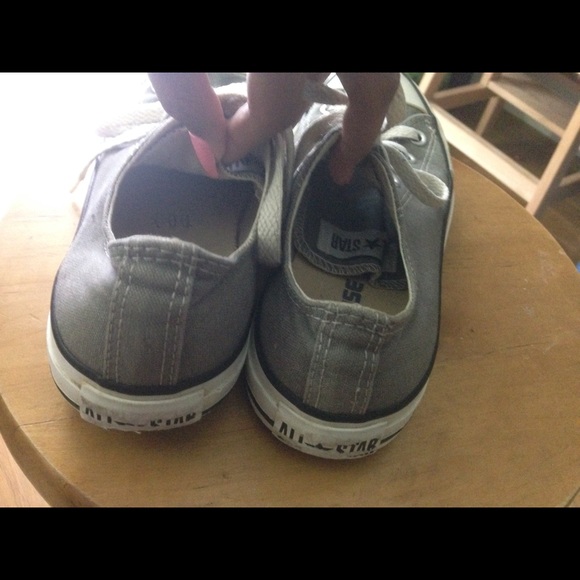 Used grey converse - Picture 3 of 4