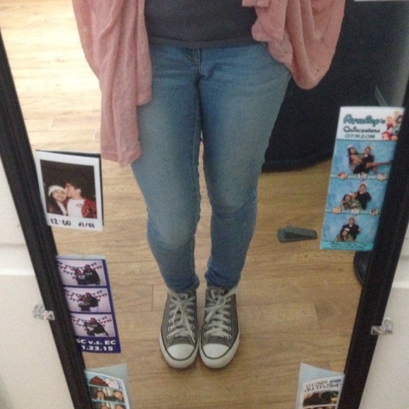 Used grey converse - Picture 4 of 4