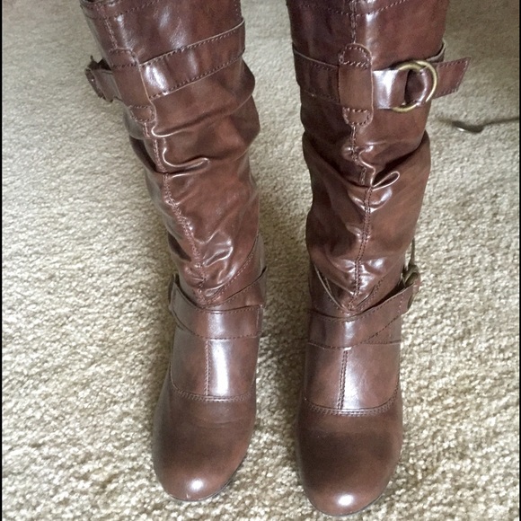 Brown boots