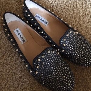 Steve Madden stud flats sz 7.5