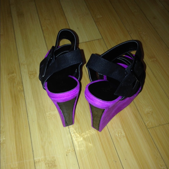 Wedges - Picture 2 of 2