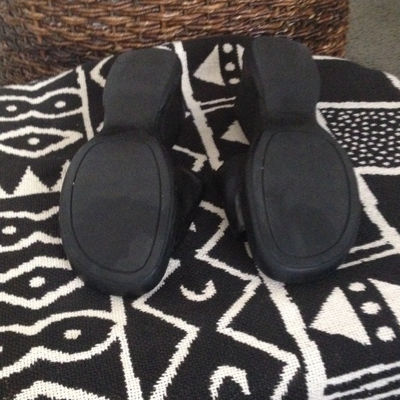 Ladies sandals - Picture 3 of 3