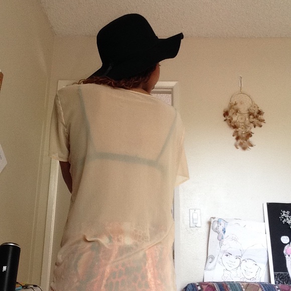 SOLD💥American Apparel Micromesh Tee - Picture 3 of 4