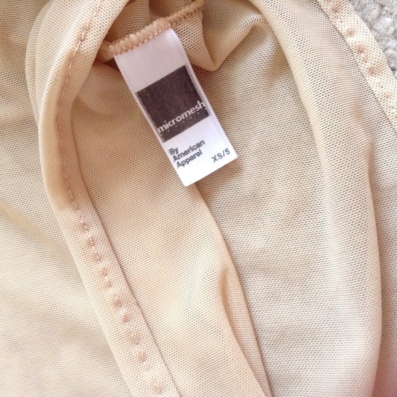 SOLD💥American Apparel Micromesh Tee - Picture 4 of 4