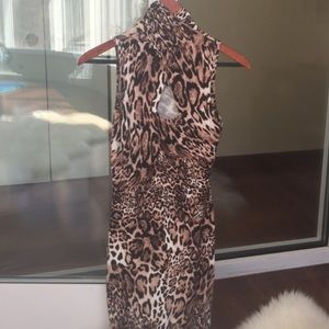 2x HP🎉 Bebe Leopard Print Dress
