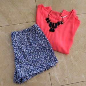 ⭐️Blue and white patterned high waist cotton short