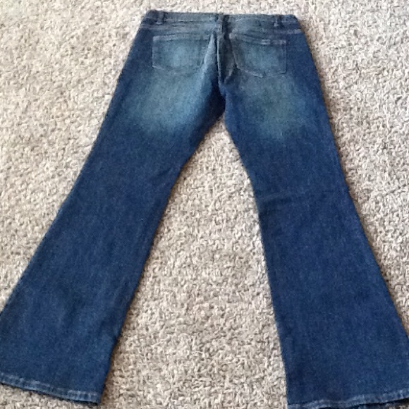 Blue - Picture 2 of 2