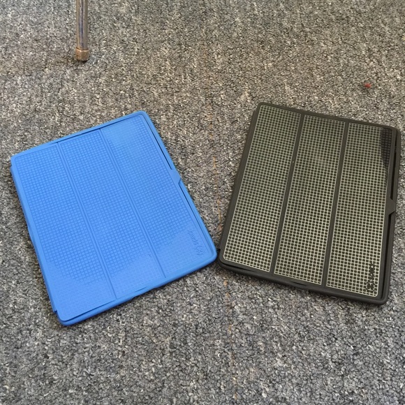 IPAD CASES.. SPECK