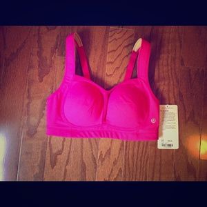 Lululemon Ta Ta Tamer Sports Bra
