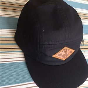 AMBIG 5 panel hat