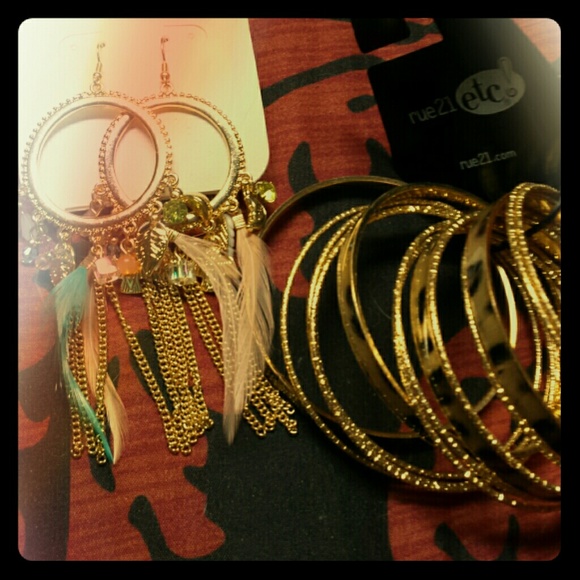New! Bracelet and earrings