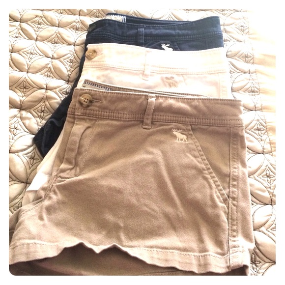 3 pairs of A&F shorts