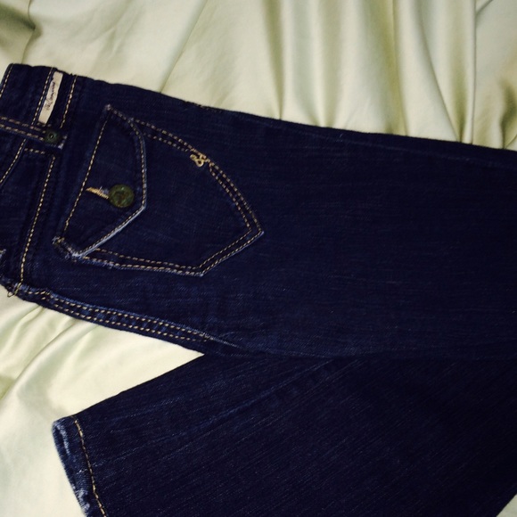 Jeans - Picture 2 of 4