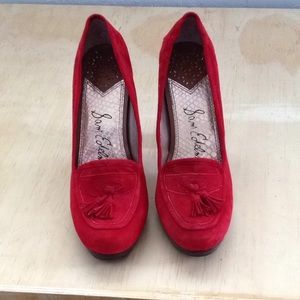 Sam Edelman red suede pumps. Euc