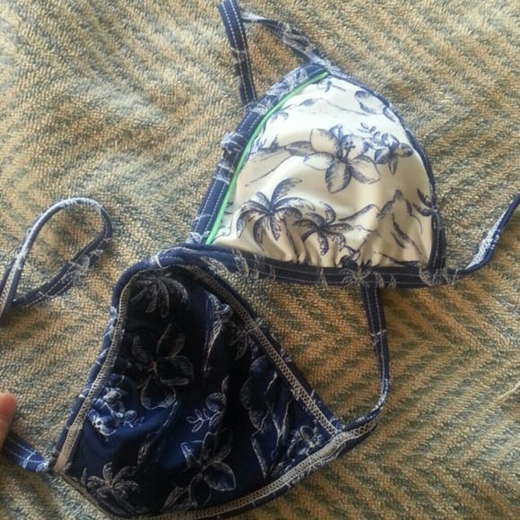 Irreversible Bikini top - Picture 3 of 4