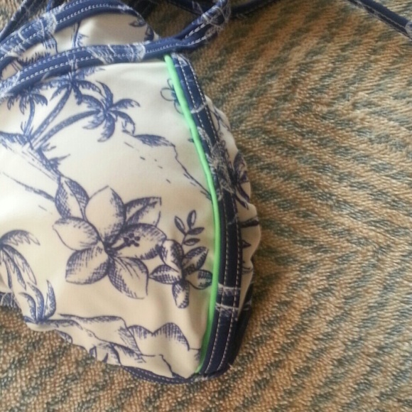 Irreversible Bikini top - Picture 4 of 4