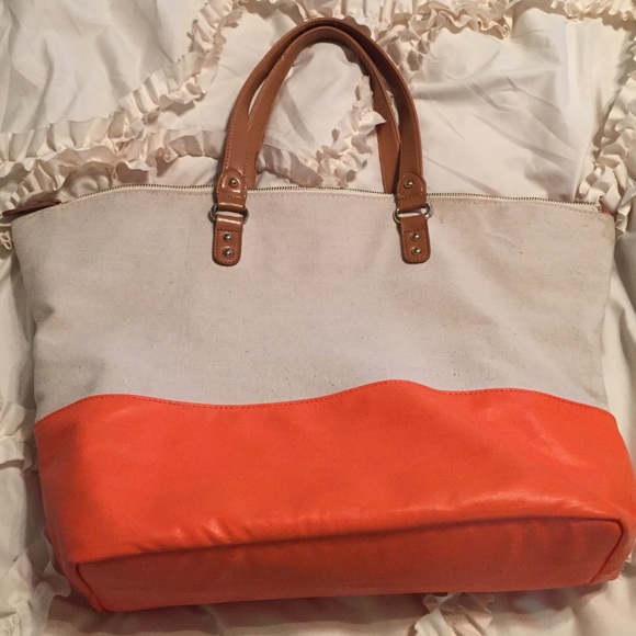 Tan and orange summer tote