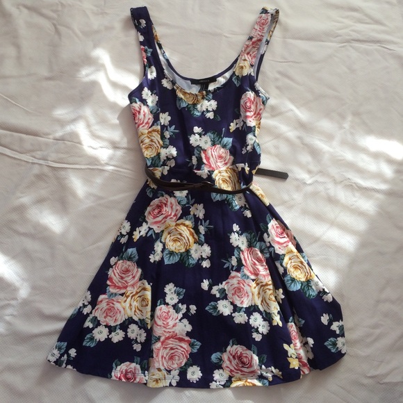 Forever 21 Floral Print Dress