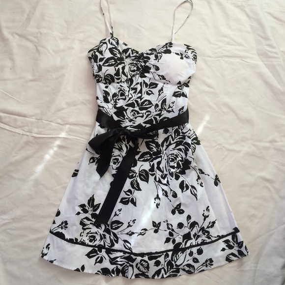 Pulse Floral Black and White Dress