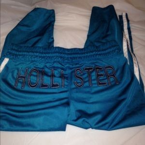 Hollister athletic capris