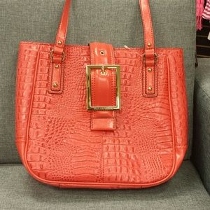 Bright salmon tote
