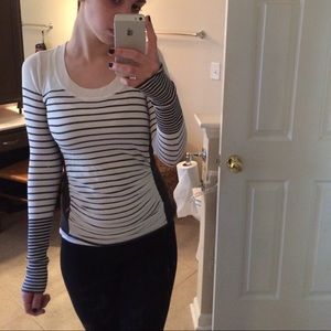 Long sleeved top