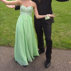 Morrell Maxie prom dress