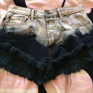 Bleached high waisted shorts