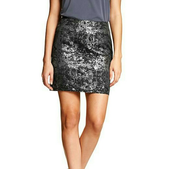 NWT JACQUARD MINI SKIRT