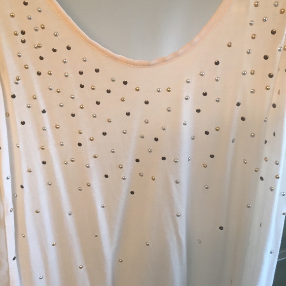 Off white beaded tank - Picture 2 of 3