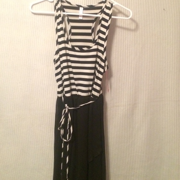 Xhilaration hi-low dress