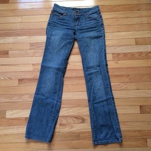 🌟1 Hour Sale w/ 1.99 shipping!🌟Seven7 jeans