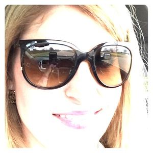 💯% Authentic Ray-Ban Sunglasses