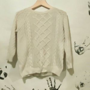 NEGOTIABLE PRICE White cable knit sweater