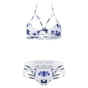 Trendy bikini set