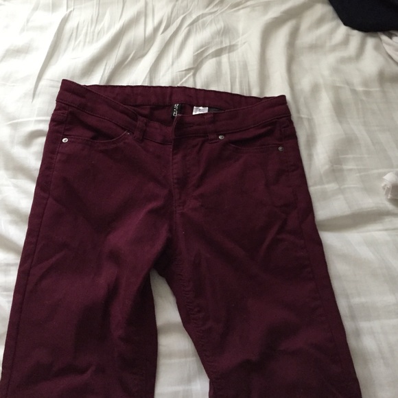 H&M. Burgundy jeans