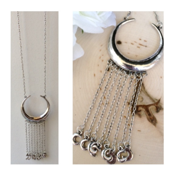 Jewelry - Gypsy Moonshine Necklace in Silver