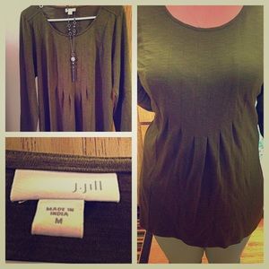 SOLD! J.Jill flowy high low top