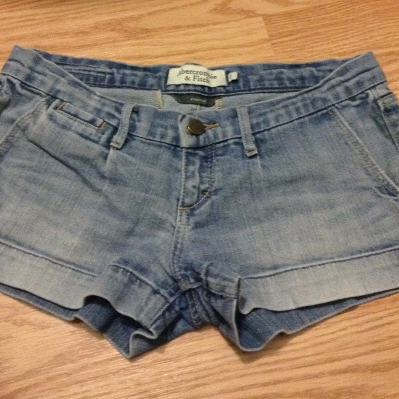 Abercrombie & Fitch shorts