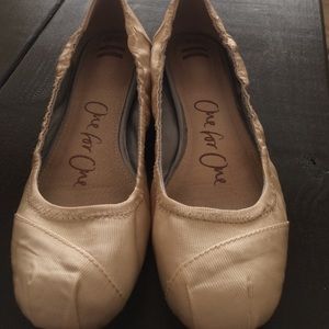 Tom's ivory ballet flats