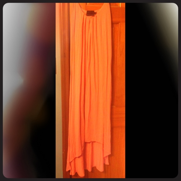 Pink/peach high low dress! 👗🍑