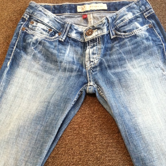 BKE Jeans Size 26/33 Like new!!!