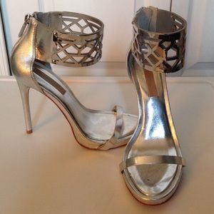 BCBG Silver Metallic Sandals with Cut Out detail!