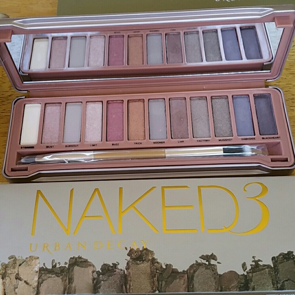 💥price drop💥Naked 3 palate dupe