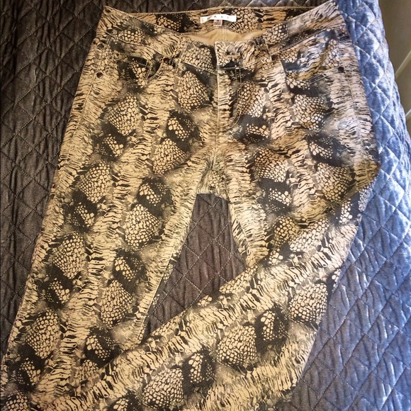 cAbi straight leg jeans