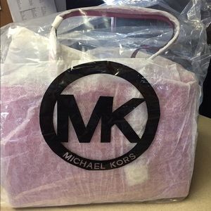 Authentic Michael kors with tag brandnew