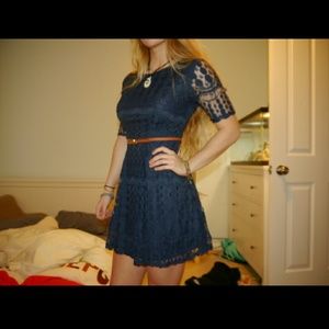 Navy blue dress w/ belt